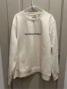 Cream Crewneck Sweatshirt - New York or Nowhere